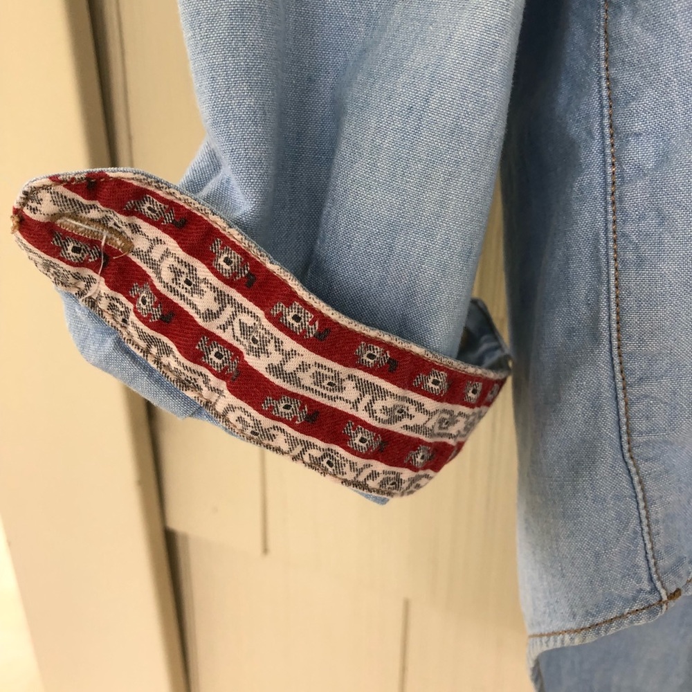 Vintage 80'-90's Calvin Klein Sport Oversized Light Denim Shirt w/Accent Trim - Picture 7 of 13